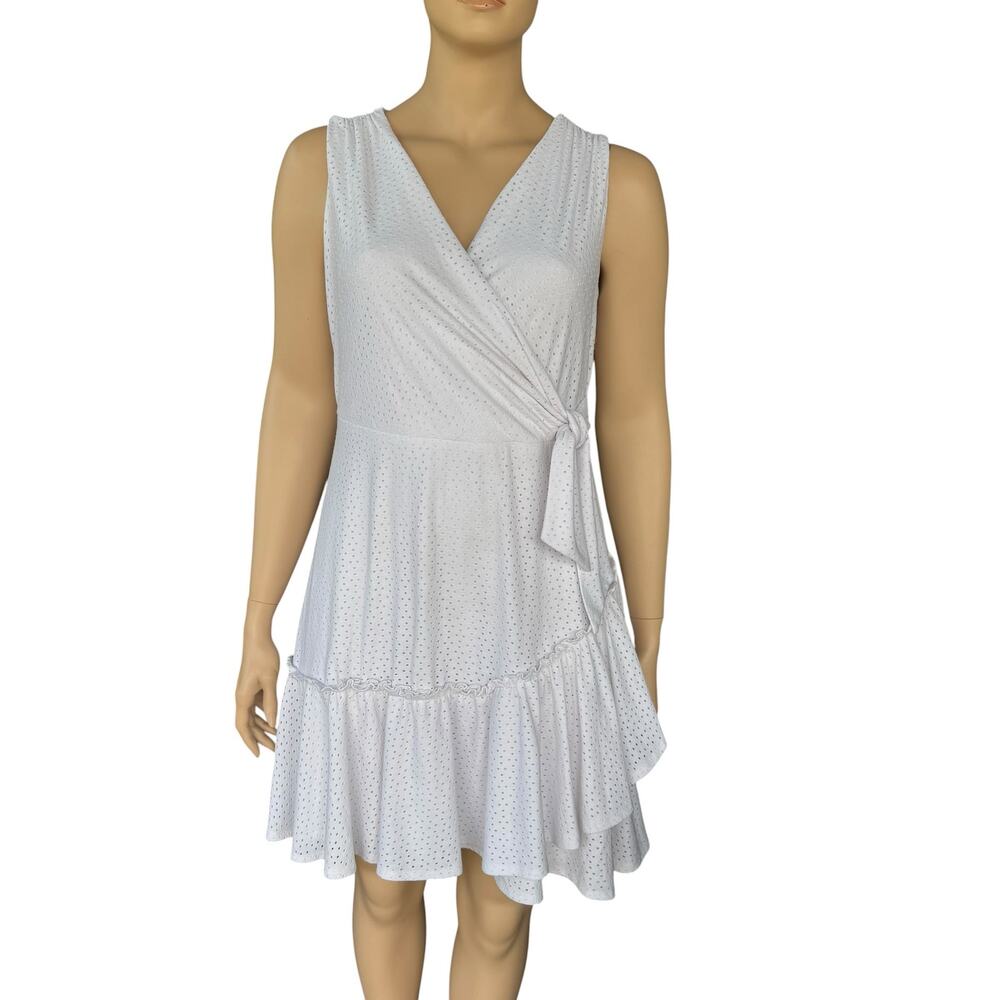 Signature by Robbie Bee 1X White Eyelet Surplice Tie Waist Ruffle Dress NWOT
